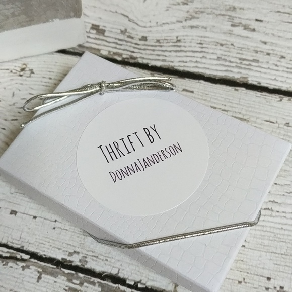 Trendy Hoop Tassel Earrings - Picture 4 of 4